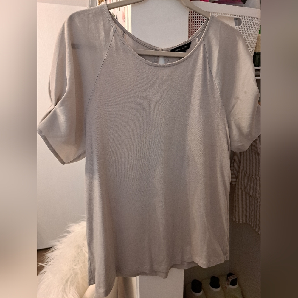 Banana Republic Gray Top
